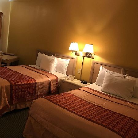 Budget Host Inn Sandusky Extérieur photo