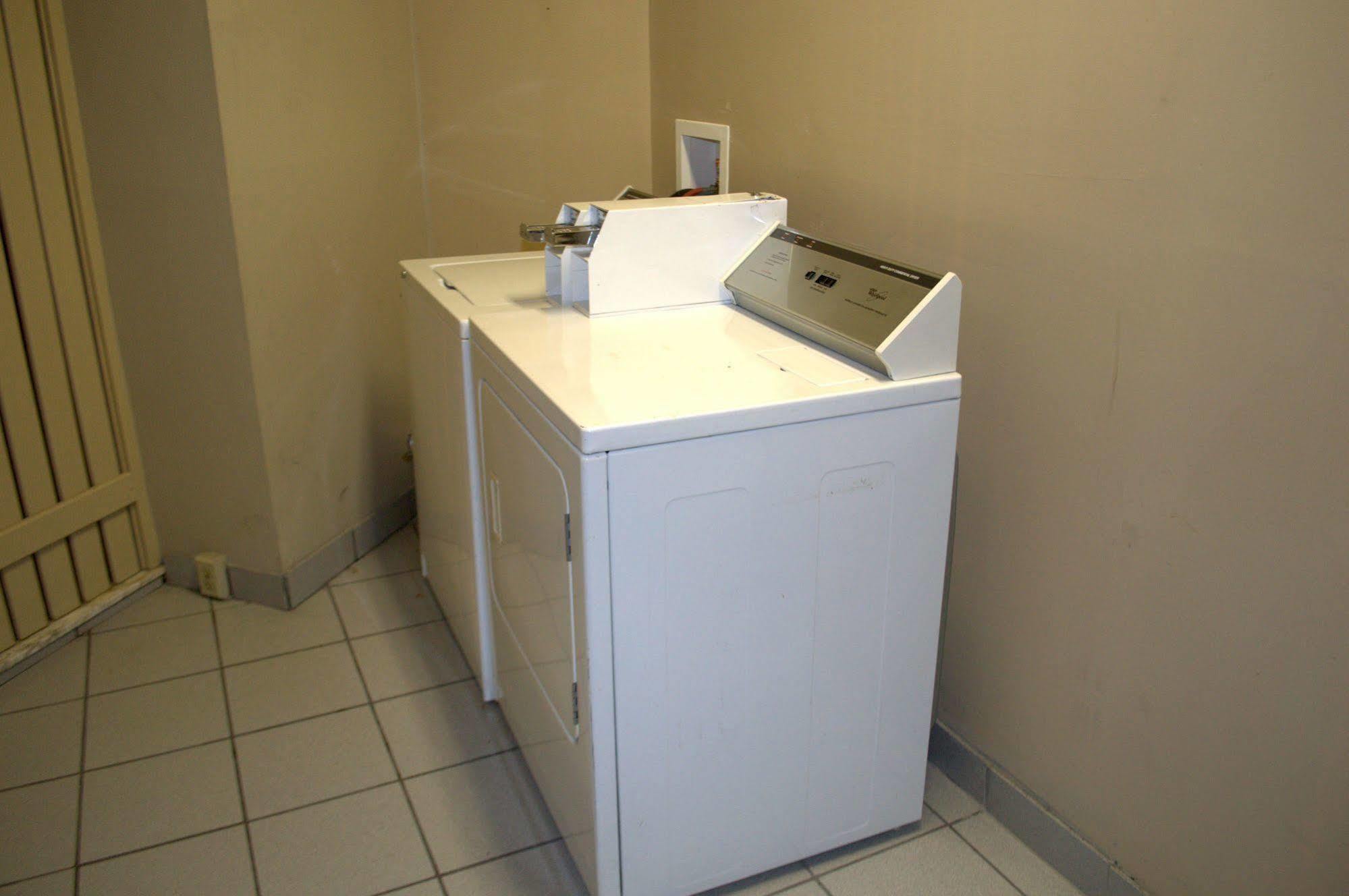 Budget Host Inn Sandusky Extérieur photo