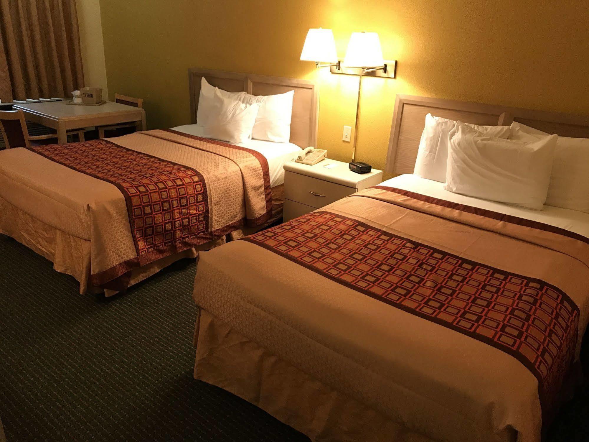Budget Host Inn Sandusky Extérieur photo