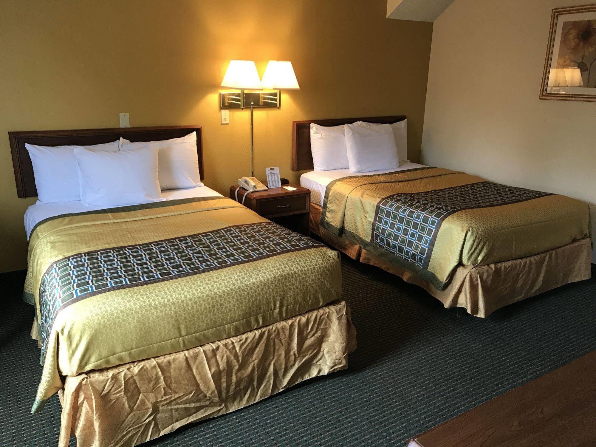Budget Host Inn Sandusky Extérieur photo
