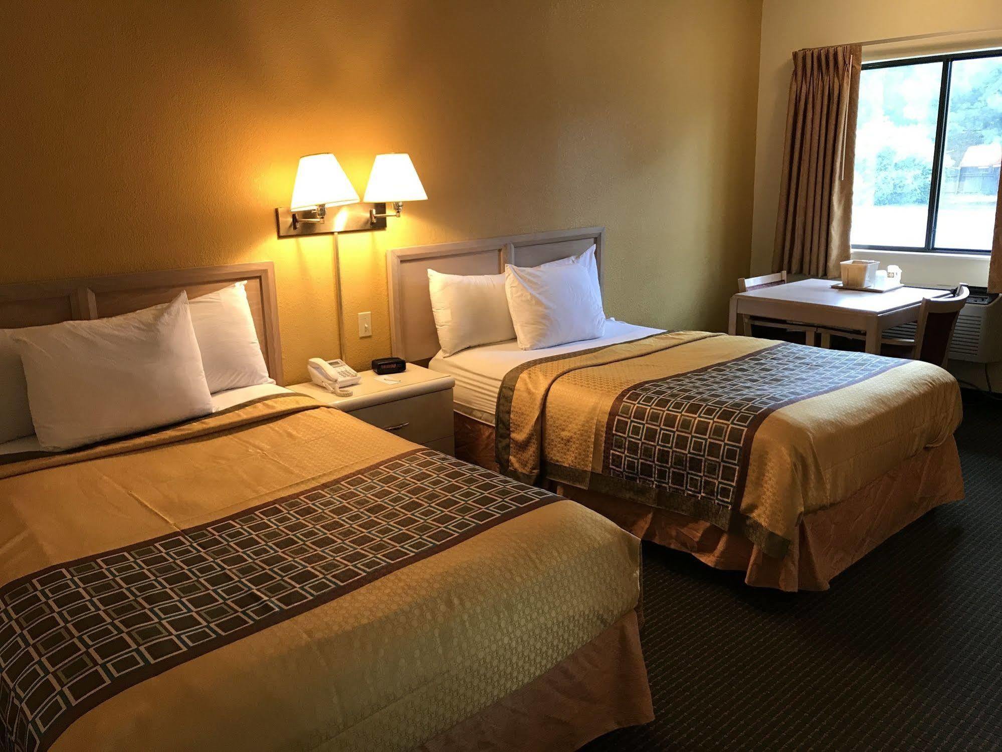 Budget Host Inn Sandusky Extérieur photo