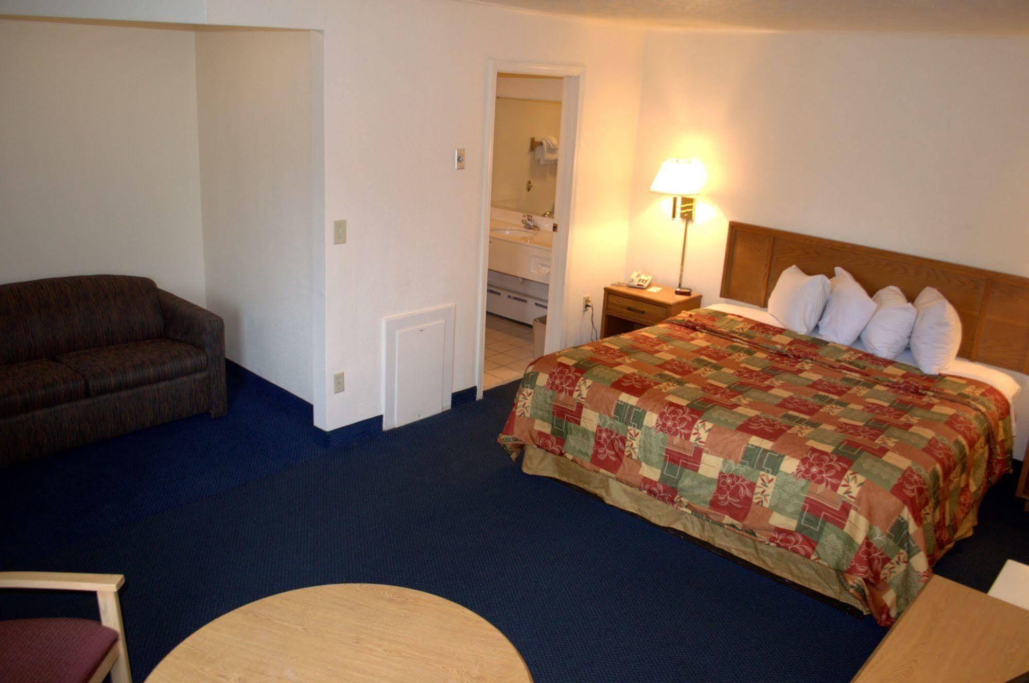 Budget Host Inn Sandusky Extérieur photo