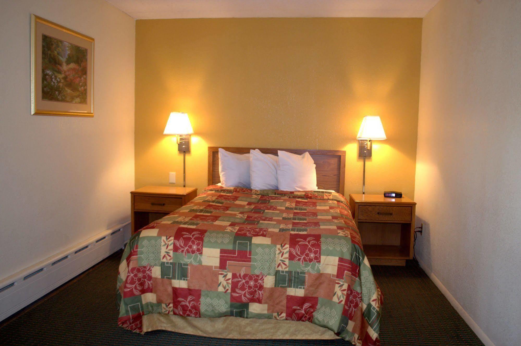 Budget Host Inn Sandusky Extérieur photo
