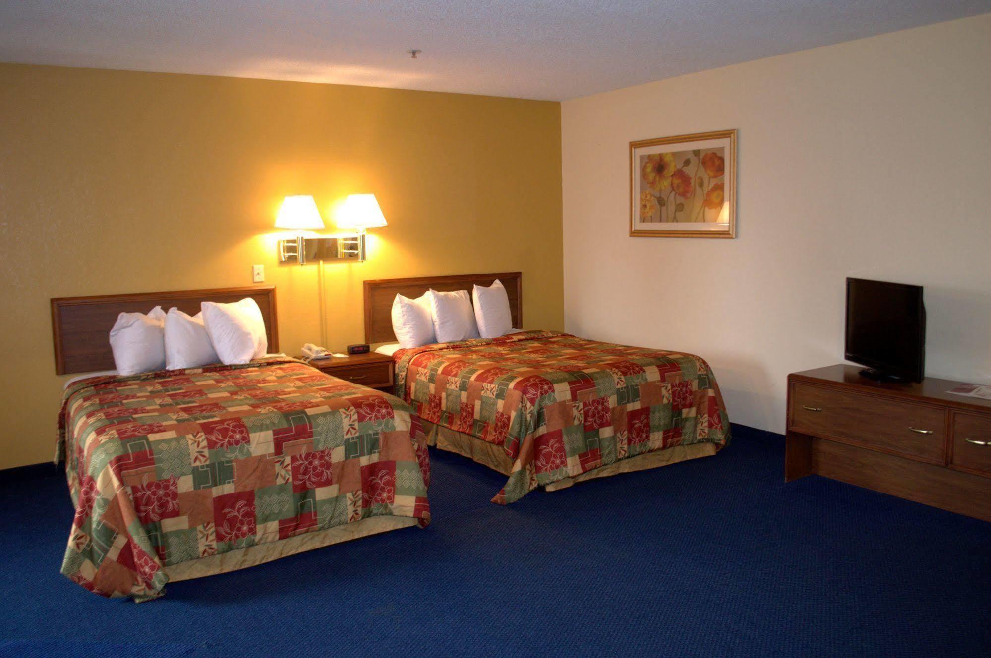 Budget Host Inn Sandusky Extérieur photo